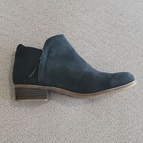 Toms Deia Black Suede Block Heel Shorts Bootie Boots - Size 7 - Picture 10 of 11